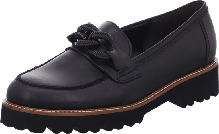 Schwarzer Loafer mit Plateau-Sohle und dekorativer Kette.