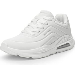 Weißer Sportschuh mit Luftpolstersohle und Schnürung aus seitlicher Perspektive.