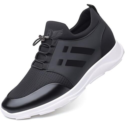 Schwarzer und weißer Sneaker mit modernem Design auf weißem Hintergrund.