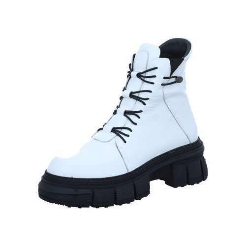 Weißer Lederstiefel mit dicker schwarzer Sohle und schwarzen Schnürsenkeln.