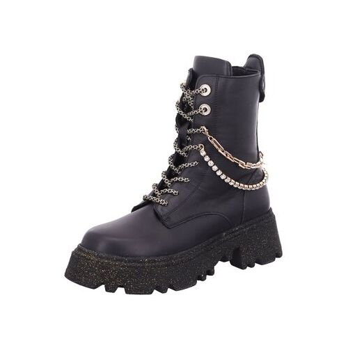 Schwarzer Plateau-Stiefel mit dekorativen Ketten und grober Sohle.