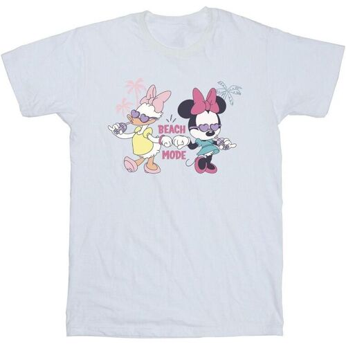 Weißes T-Shirt mit zwei Cartoonfiguren und der Aufschrift „Beach Mode“. Weißes T-Shirt mit zwei Cartoonfiguren und der Aufschrift „Beach Mode“.